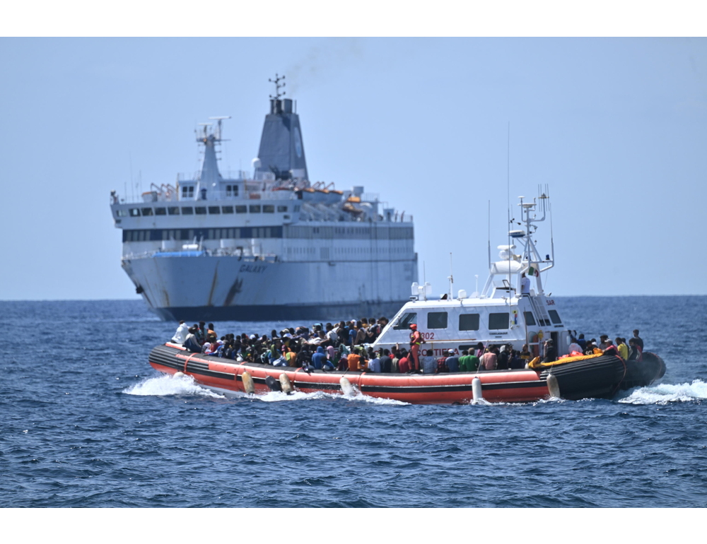 Migranti Stop A Trasferimenti In Nave Da Lampedusa Espansionetv