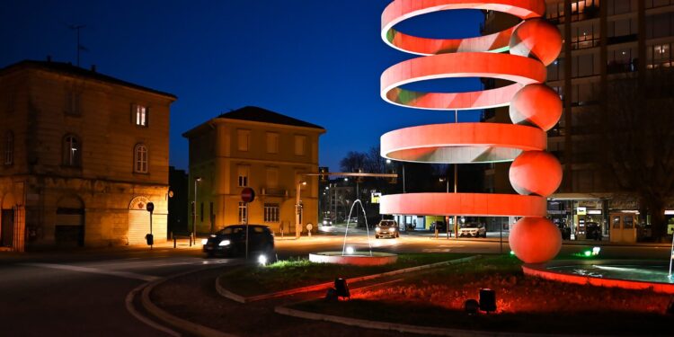 como fontana piazza camerlata