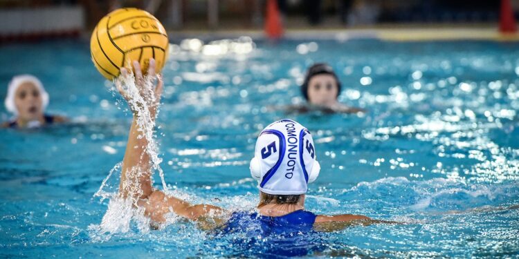 Como Nuoto femminile -Stop ai campionati di pallanuoto