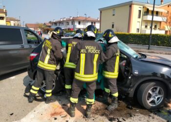 Altri due giovani trasportati in gravi condizioni in ospedale