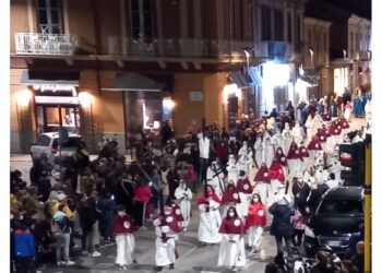 Neanche i bombardamenti del 1943 fermarono la celebrazione