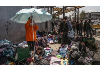 'Entrati con visto turistico'. Si trovano a Tijuana