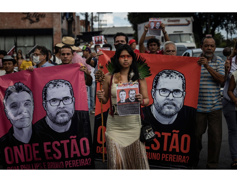 Brasile: premio dei vescovi al giornalista Dom Phillips, assassinato in  Amazzonia. La moglie, in mezzo alla natura aveva trovato Dio