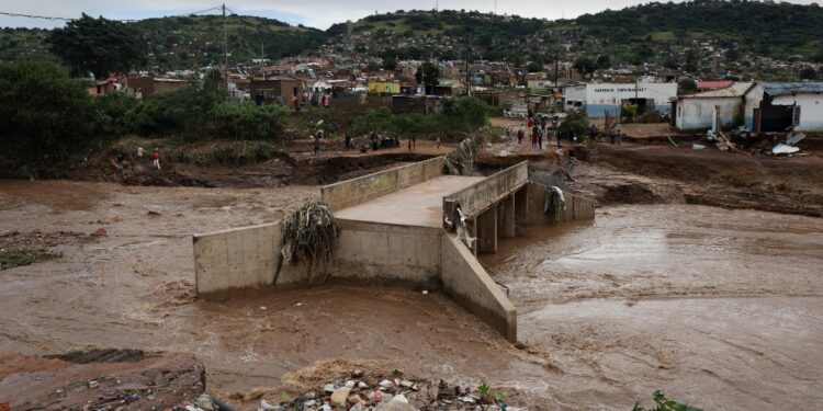 Ufficialmente sono morte 461 persone nella regione di Durban