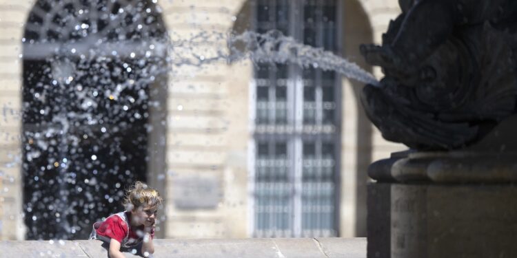 In alcune zone oltre i 44 gradi a cui seguirà una notte cocente