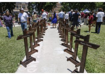 Per strage in cui morirono 19 bambini e due insegnanti