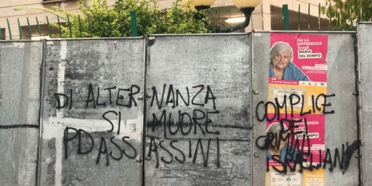 Frasi anche sulle porte della sede di Fratelli d'Italia