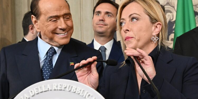 Meloni traccia rotta chiara per il centrodestra