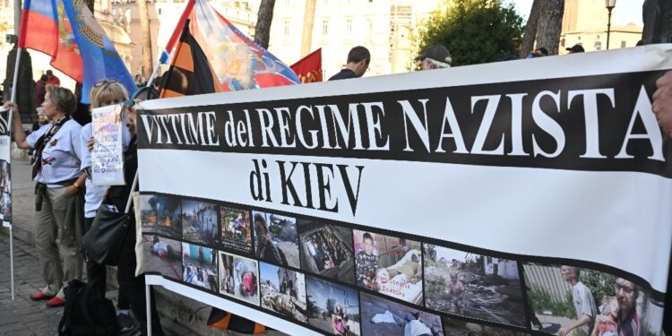 'Nazisti ucraini massacravano cittadini Odessa'