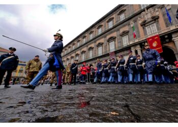 Capo di Stato maggiore Esercito Serino al giuramento a Napoli