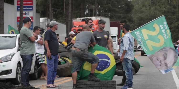 Organizzati da camionisti scontenti per sconfitta di Bolsonaro