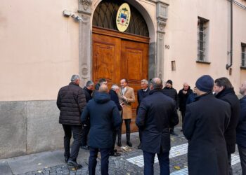 Alla cerimonia tutta la giunta comunale e vertici della Regione