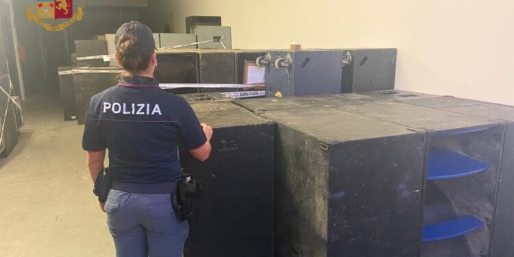 Sono 14 gli organizzatori denunciati