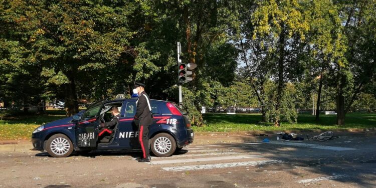 Carabinieri verificano se avesse seguito vittima durante jogging