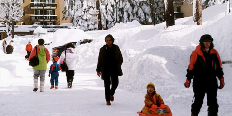 Piste da sci pronte per i tanti che hanno prenotato vacanze