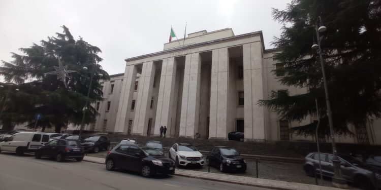 Contratto affitto scade 28 dicembre.Demanio