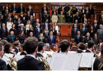 Beatrice Venezi dirige l'orchestra Haydn