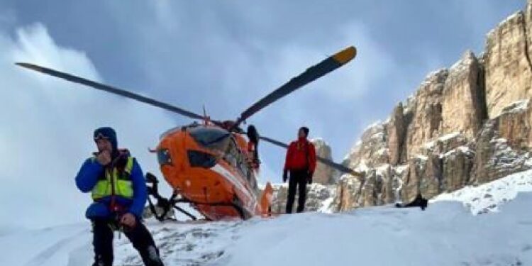 E' stato travolto ieri da una slavina durante un'escursione