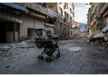 Era viva attaccato al cordone. Si chiamerà come madre Afraa