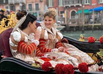 Con corteo in Canal Grande e presentazione in Piazza S. Marco