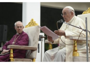 "Benedico in modo speciale tutte le donne del Paese"