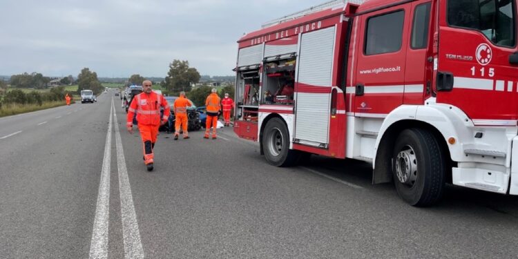 Un veicolo è finito in cunetta fuori dalla quattro corsie