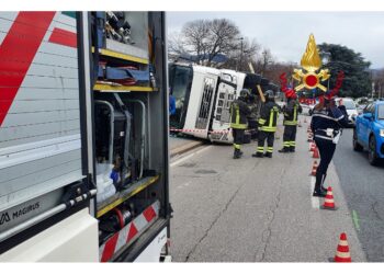 Vigili del fuoco: 'Non risultano persone coinvolte'