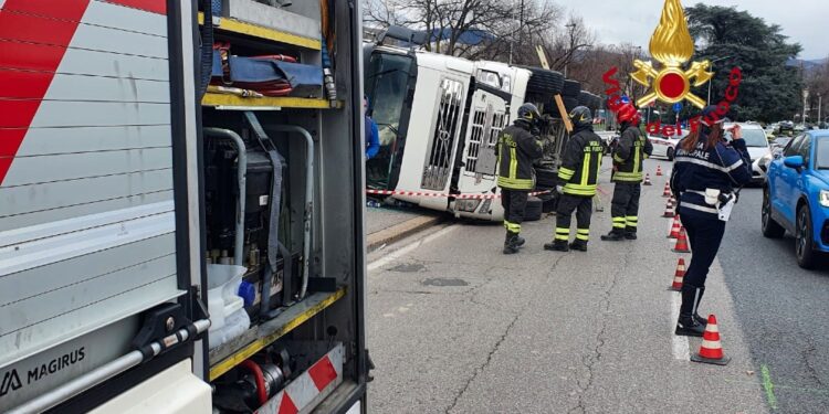 Vigili del fuoco: 'Non risultano persone coinvolte'