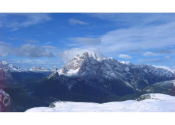 Estratta ancora in vita dal Soccorso Alpino