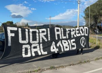 Manifestazione all'esterno