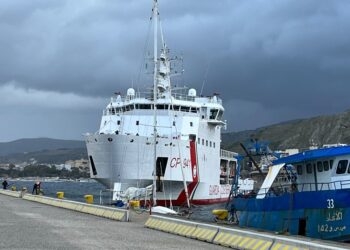 Dopo lo sbarco saranno trasferiti su base riparto del Viminale