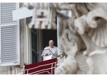 'Dio ci dia forza di piangere'. Ringrazia la popolazione locale