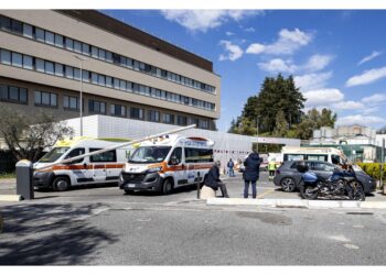 Precipitato dal secondo piano. Trasportato in codice rosso