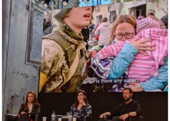 Organizzatori parlano di "affluenza straordinaria" a Perugia