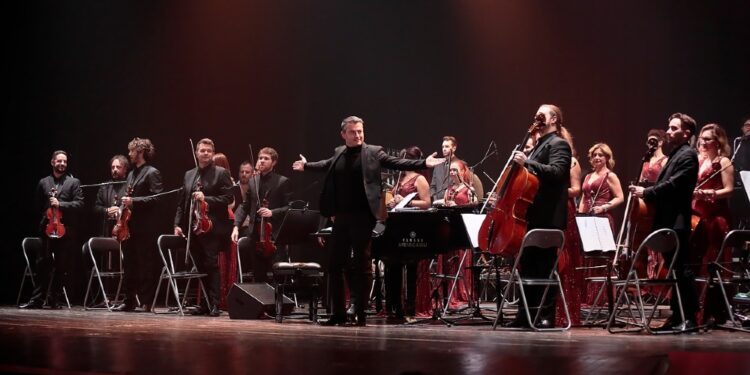 Con l'Ensemble Symphony Orchestra