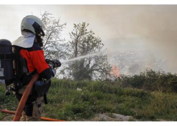 La protezione civile: 'Massima precauzione'