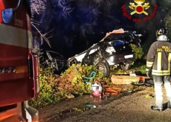 Incidente in Salento all'alba mentre grandinava