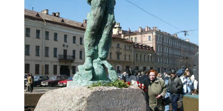 Nuova stretta contro il dissenso