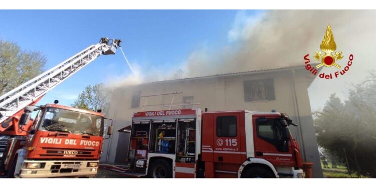 Intervento dei vigili del fuoco nel Bolognese