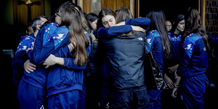 Stamani i funerali nella chiesa di San Filippo Neri a Milano