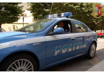 La polizia indaga sul presunto aggressore