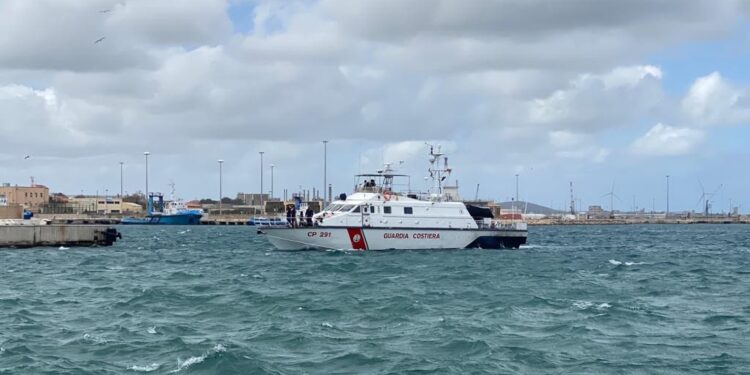 A Stintino era stato segnalato un giubbino salvagente in mare