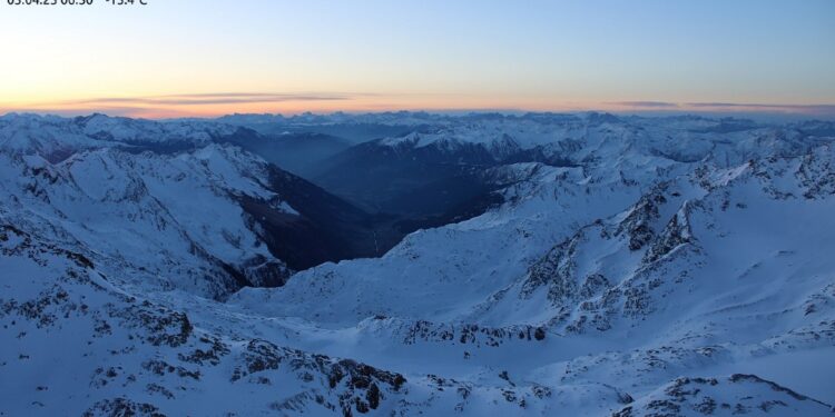 Al rifugio Bicchiere a quasi 3.200 metri -15 gradi