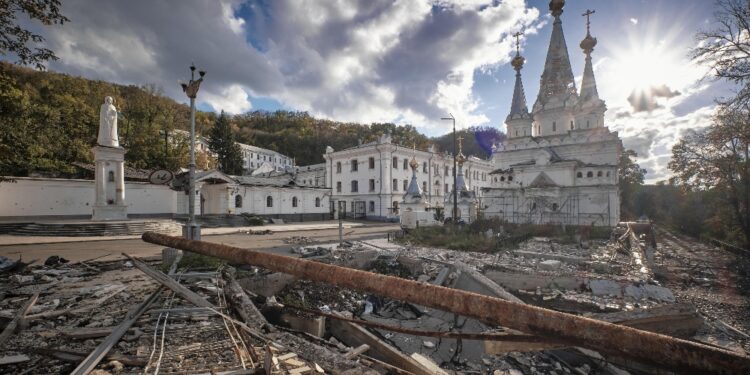 Al patrimonio e ai siti culturali