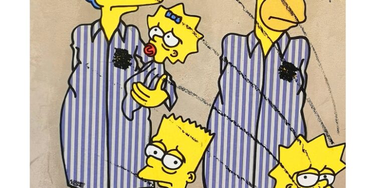 Opera di Palombo rappresenta I Simpson deportati ad Auschwitz