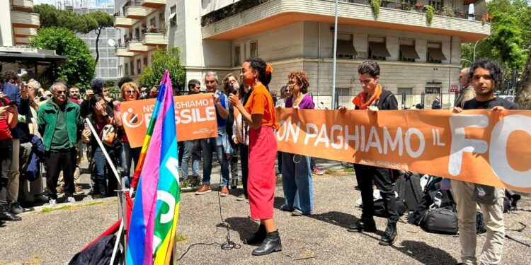 Imputata: 'Non temiamo di andare in carcere ma crisi climatica'