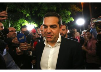 Ora tocca al leader socialista Nikos Androulakis