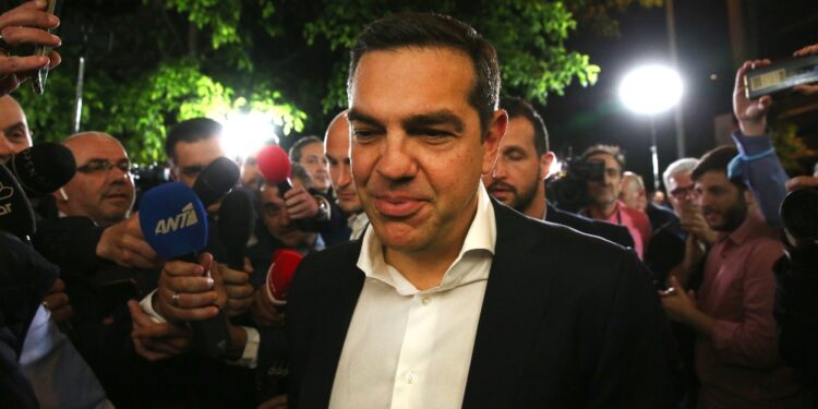 Ora tocca al leader socialista Nikos Androulakis