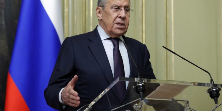 Lavrov: 'Si tratta di un'escalation inaccettabile'