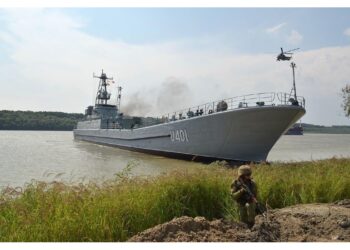 'In un raid di alta precisione nel porto di Odessa'